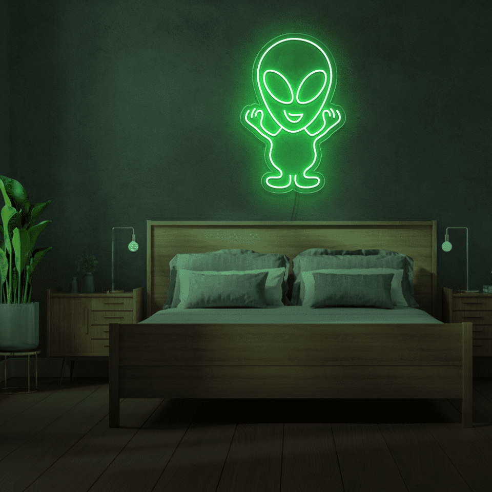 Fun Bright Green deals Peeking Alien LED Night Light Room Wall Decoration